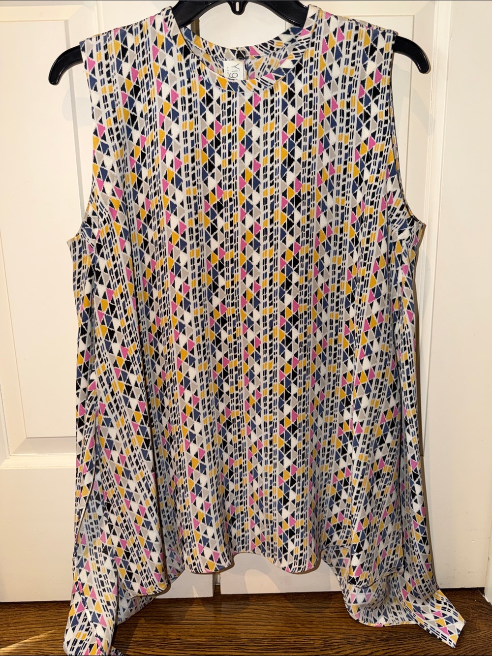 Yigal Azrouel Multicolor Geometric Sleeveless Tank - White, Navy, Pink, Mustard